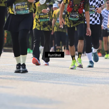 Runner Photo 7060120