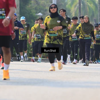 Runner Photo 7060177