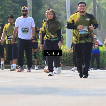 Runner Photo 7060201