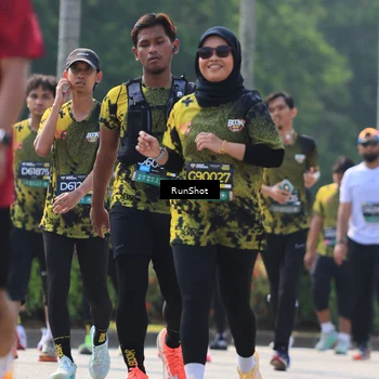 Runner Photo 7060205