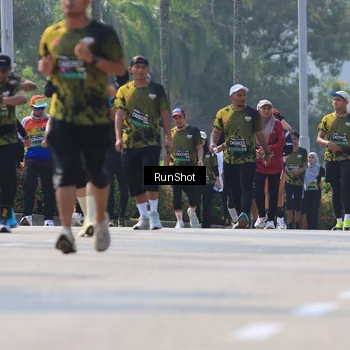 Runner Photo 7060225