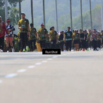 Runner Photo 7060233