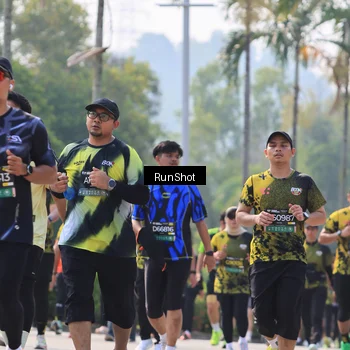 Runner Photo 7060268