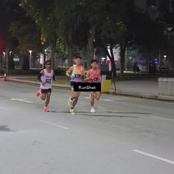 Runner Photo 7060281