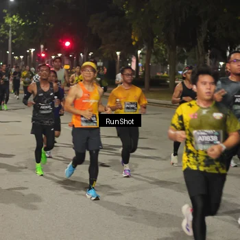 Runner Photo 7060292