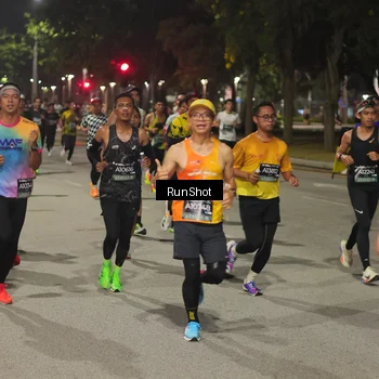 Runner Photo 7060300