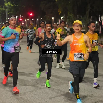 Runner Photo 7060301