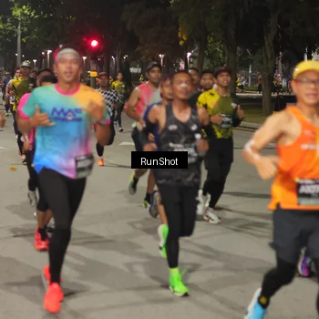 Runner Photo 7060306