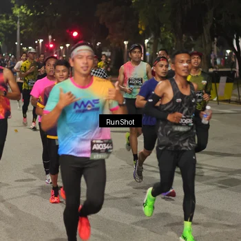 Runner Photo 7060310