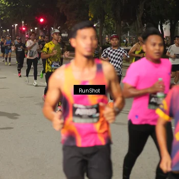 Runner Photo 7060325