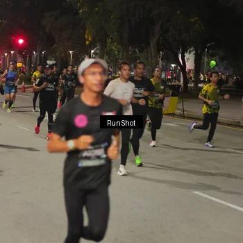 Runner Photo 7060335