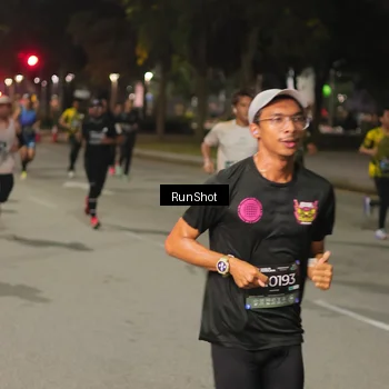 Runner Photo 7060337