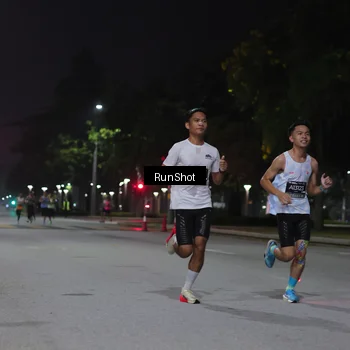 Runner Photo 7060343
