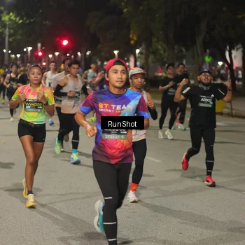 Runner Photo 7060352