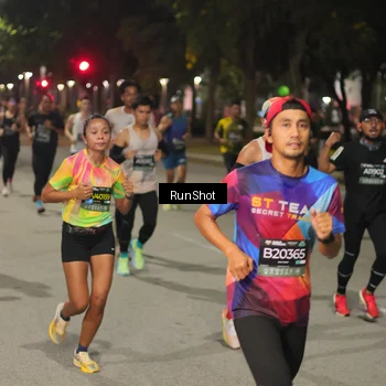 Runner Photo 7060358