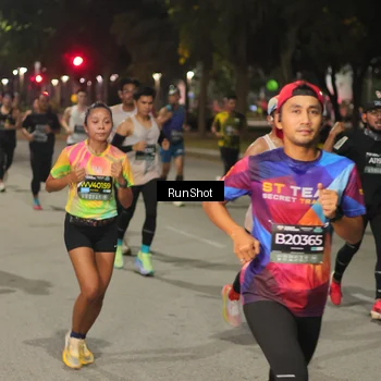 Runner Photo 7060362