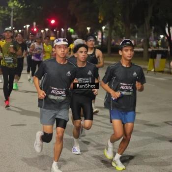 Runner Photo 7060380