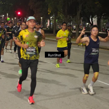 Runner Photo 7060400