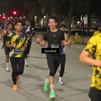 Runner Photo 7060411