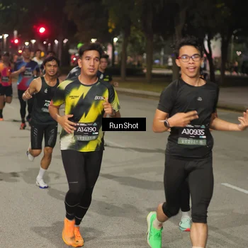 Runner Photo 7060413