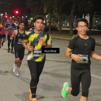 Runner Photo 7060415