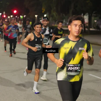 Runner Photo 7060416