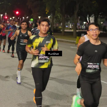 Runner Photo 7060419