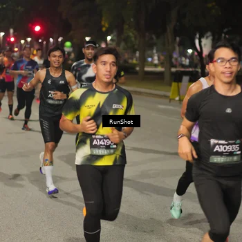 Runner Photo 7060421