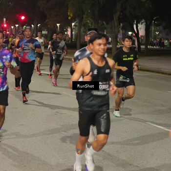 Runner Photo 7060423