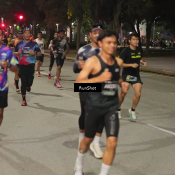 Runner Photo 7060426