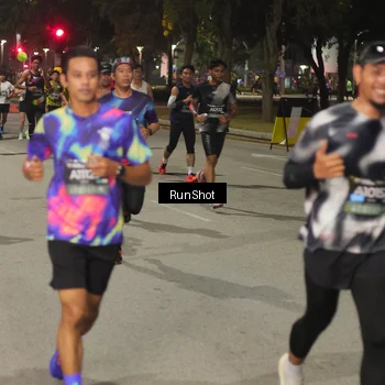Runner Photo 7060435