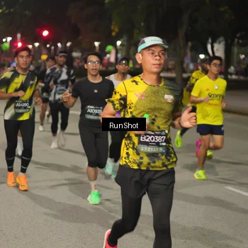 Runner Photo 7060444