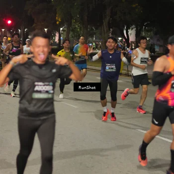Runner Photo 7060451
