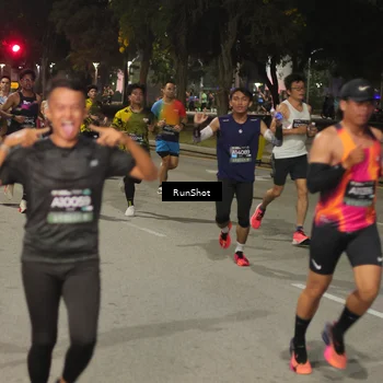 Runner Photo 7060453