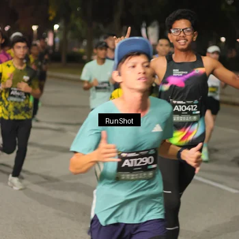 Runner Photo 7060484
