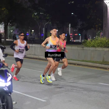 Runner Photo 7060496