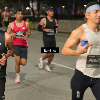 Runner Photo 7060508