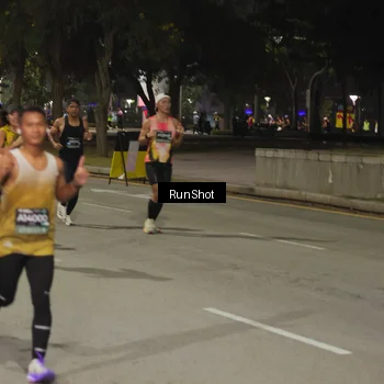 Runner Photo 7060514