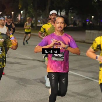 Runner Photo 7060518