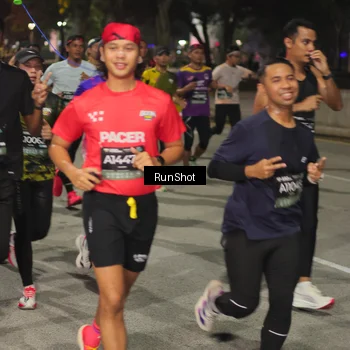 Runner Photo 7060553