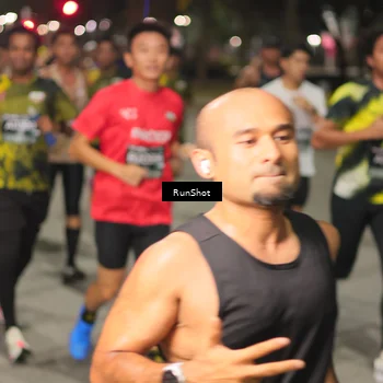 Runner Photo 7060570