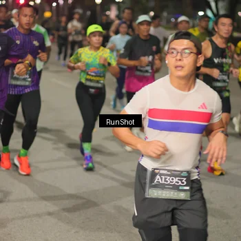 Runner Photo 7060595