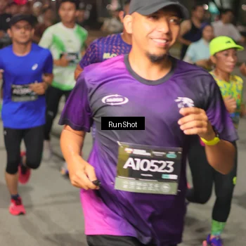 Runner Photo 7060604
