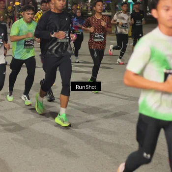 Runner Photo 7060617