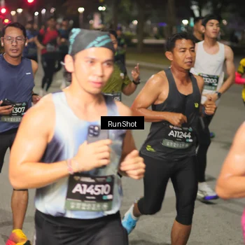 Runner Photo 7060630