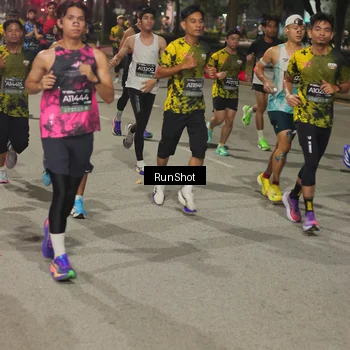 Runner Photo 7060634