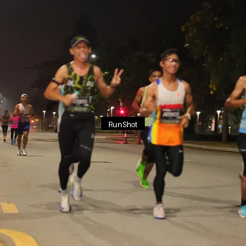 Runner Photo 7060645