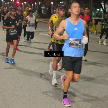 Runner Photo 7060650