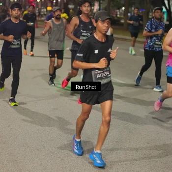 Runner Photo 7060657