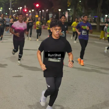 Runner Photo 7060676